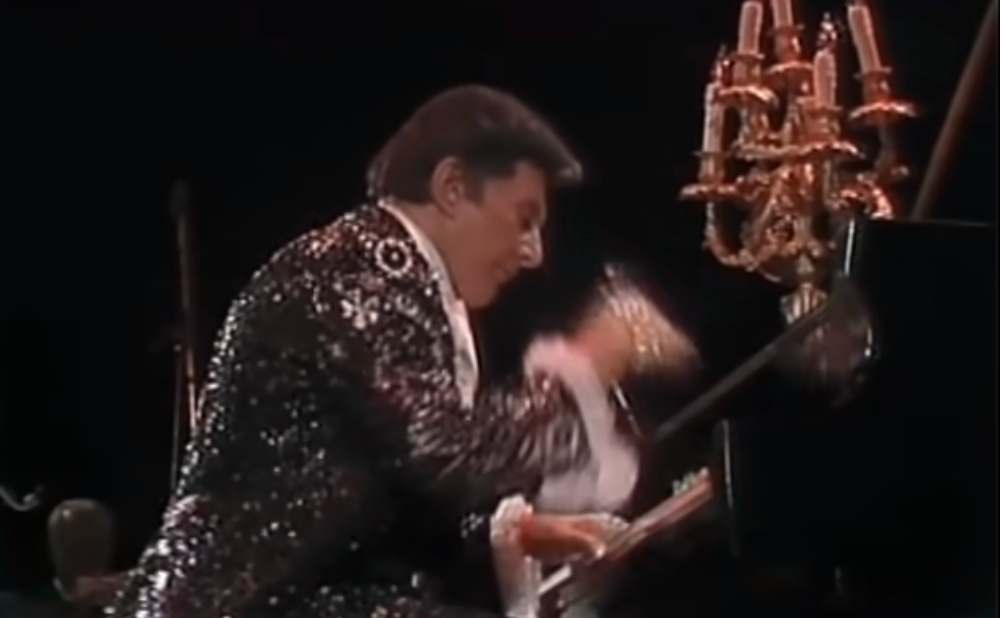 The 8 Greatest Entertainers of All Time