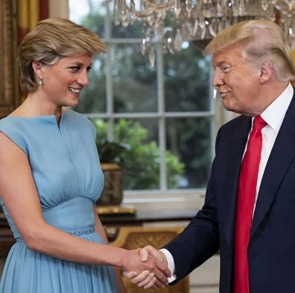 1001118-Mae-Eisner photo upload