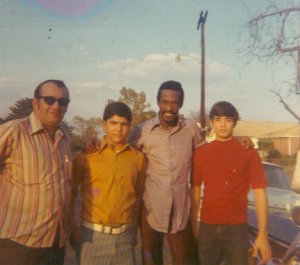 CharlieMundi photo upload